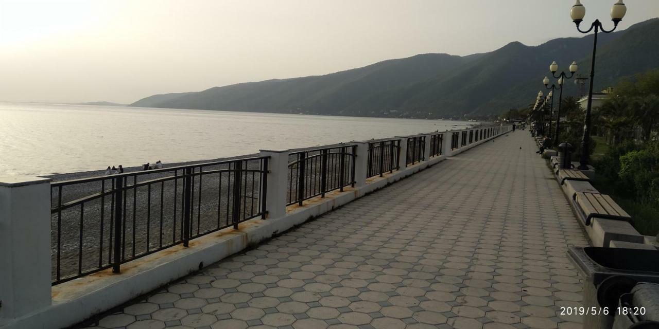 Уютная Комната Gagra Dış mekan fotoğraf
